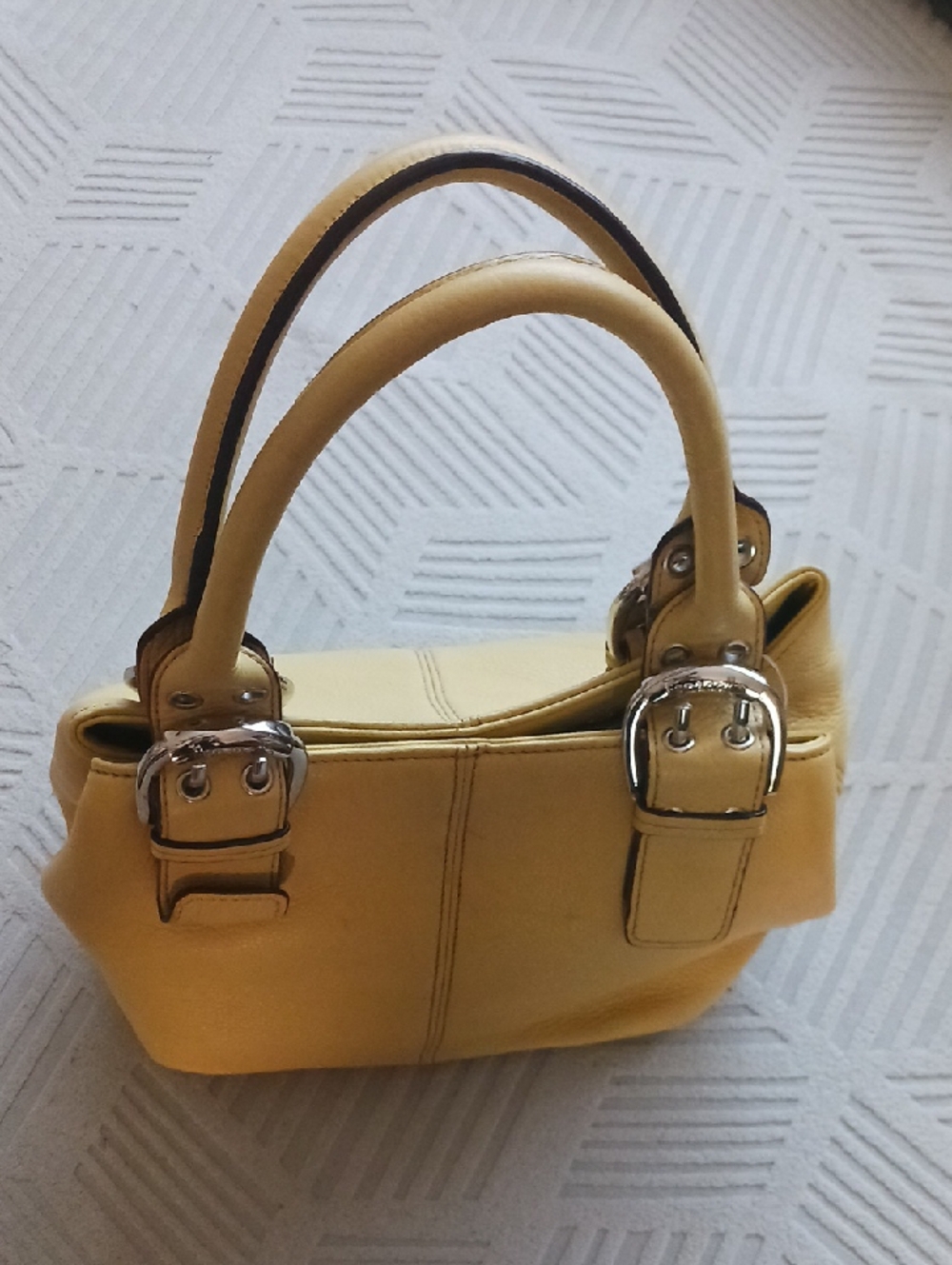 Vintage Y2K Tiganello Pastel Yellow Pebbled Leather Tote Bag With Buckle Handles